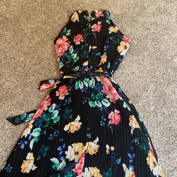 Kensie midi dress black floral - Picture 5 of 8